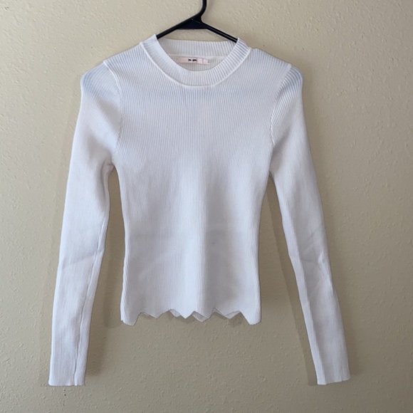 White Long Sleeve Sweater - Picture 1 of 12